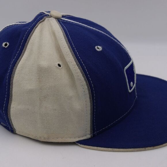 ew Era Vintage Y2K Phillies White & Blue Fitted Cap Size 7 1/2 - Picture 3 of 16